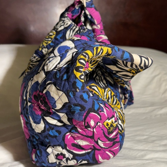 Vera Bradley African Violet Blue Floral Tote Set of 3 2014 fall to 2015 spring. - Picture 9 of 16